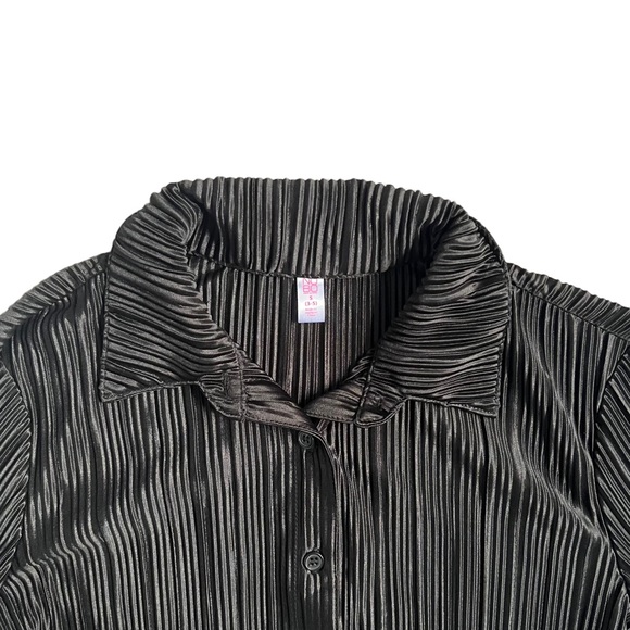 NWT NO BOUNDARIES BLACK PLEATED BUTTON DOWN COLLARED LONG SLEEVE SHIRT SMALL - Picture 3 of 7